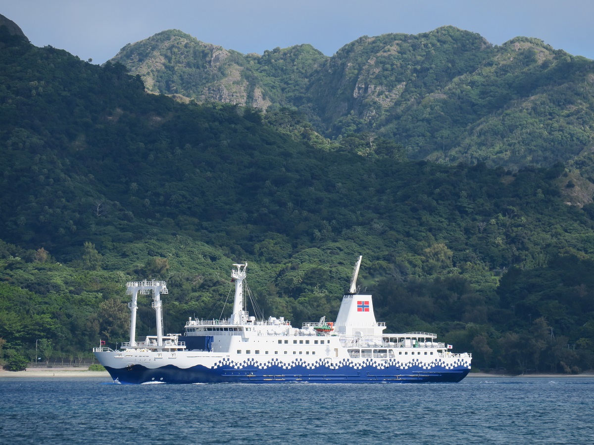 東海汽船「さるびあ丸」、18年ぶり小笠原へ代替運航