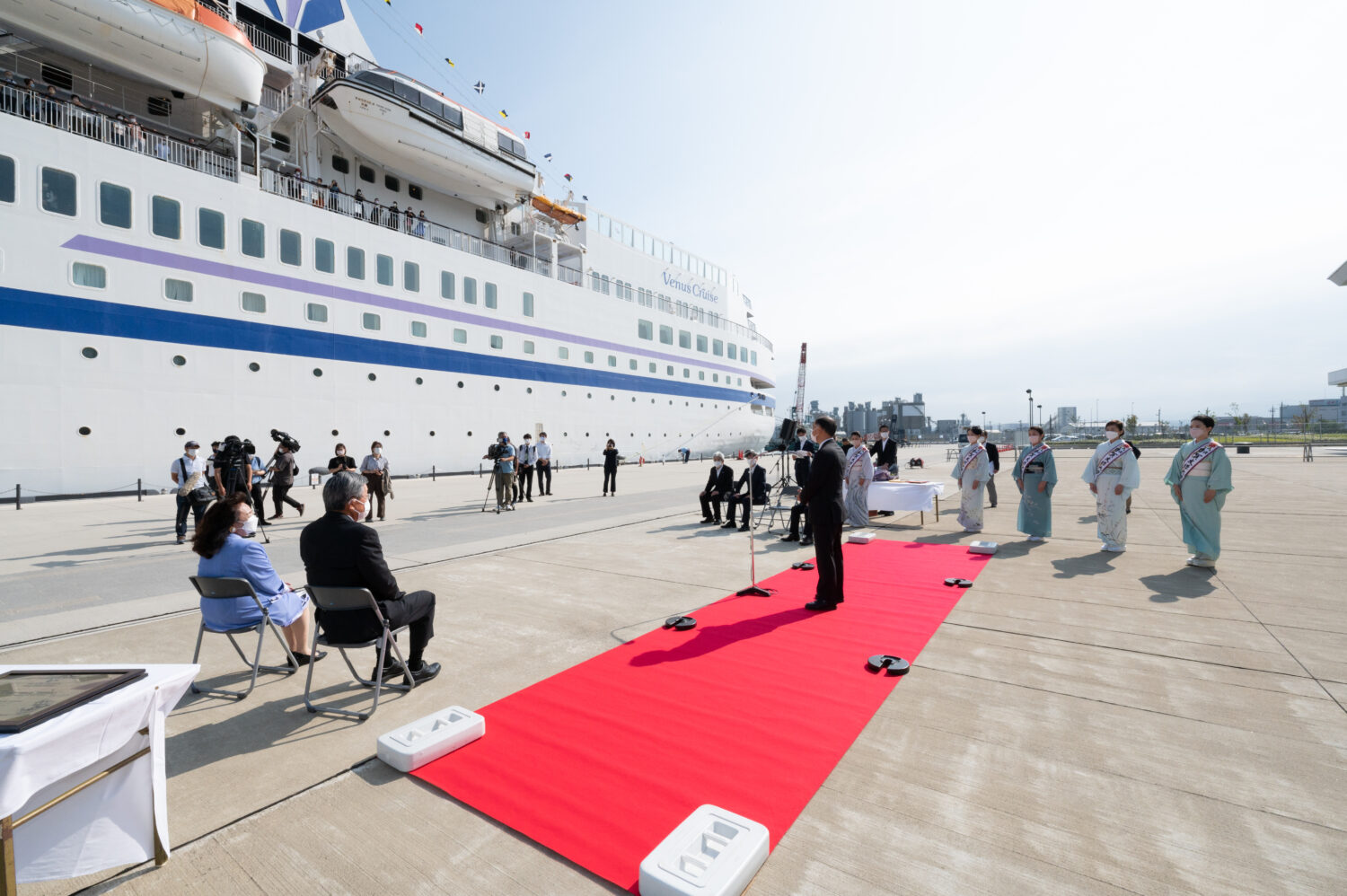 神戸港・金沢港の連携協定記念クルーズ第1弾実施、歓迎セレモニーも開催