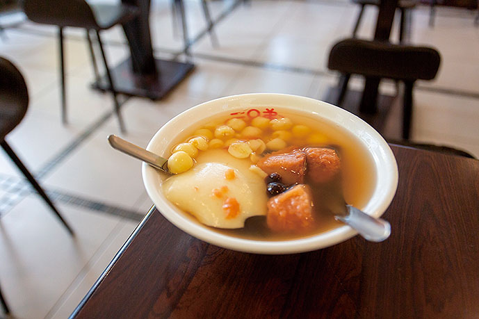 台湾で人気!「三兄弟」の豆花
