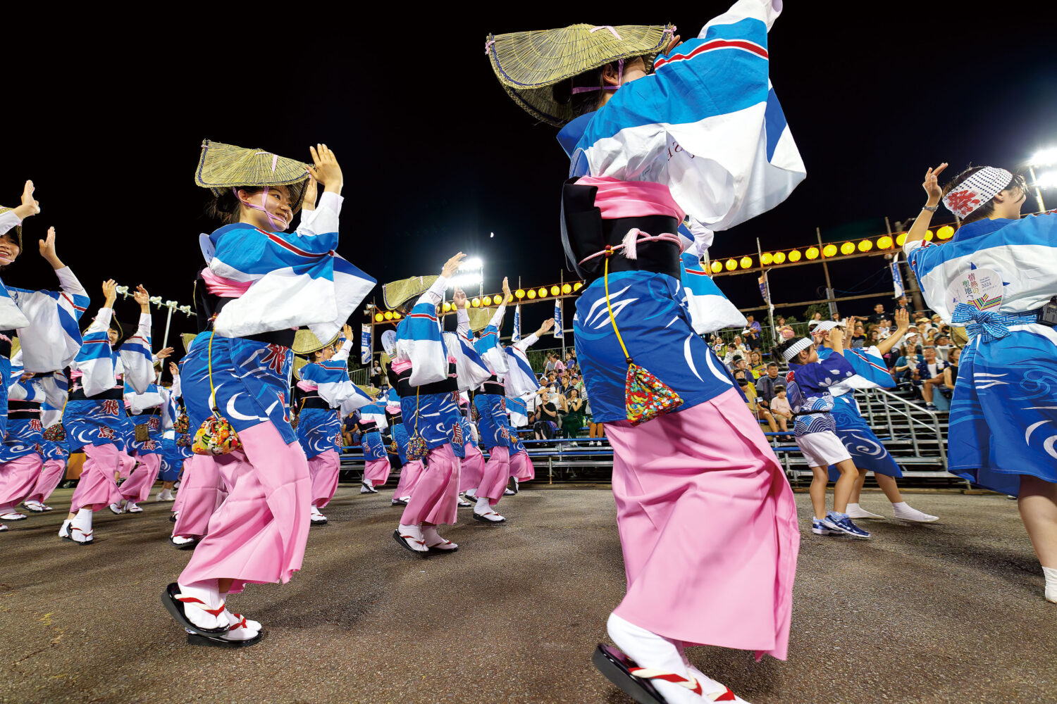 飛鳥Ⅱで阿波おどり・高松花火・船上縁日 Happy夏休みを家族で満喫！