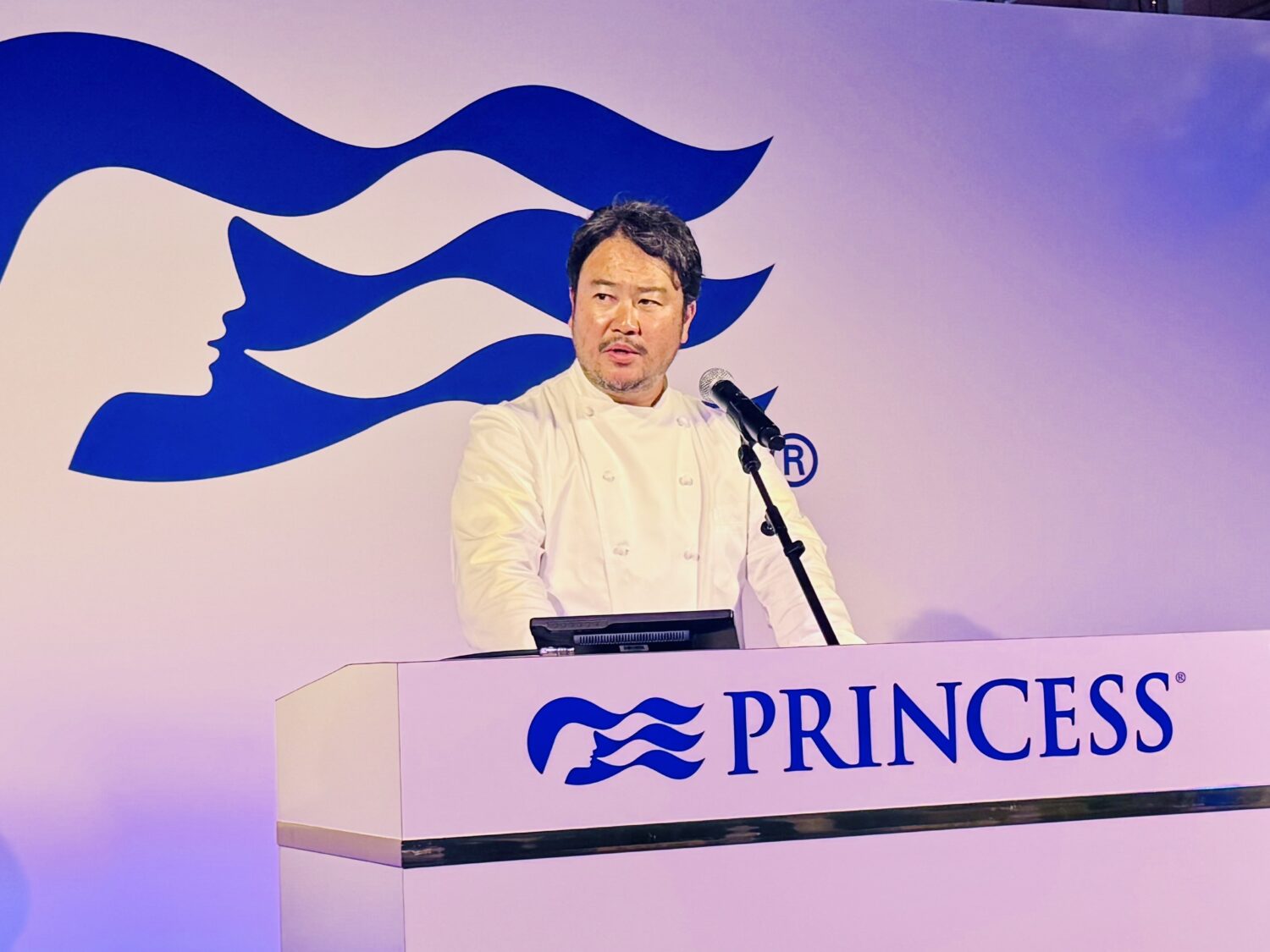 プリンセス、サファイアとダイヤの2隻に大桑誠氏の寿司レストランを新設