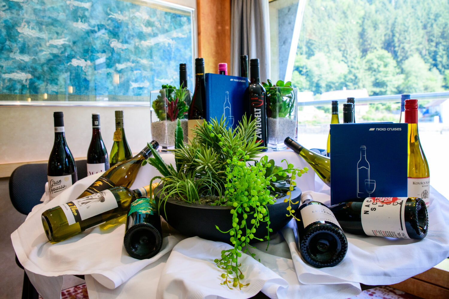 心の赴くままに、素晴らしきワイナリーめぐり ニコ・クルーズの中欧ドナウ川クルーズ