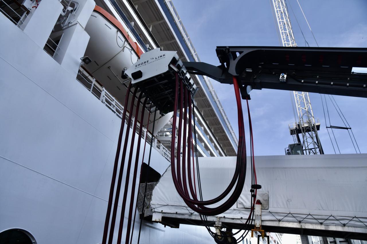 ル・アーブル港、クルーズ船向け陸電システムの運用開始