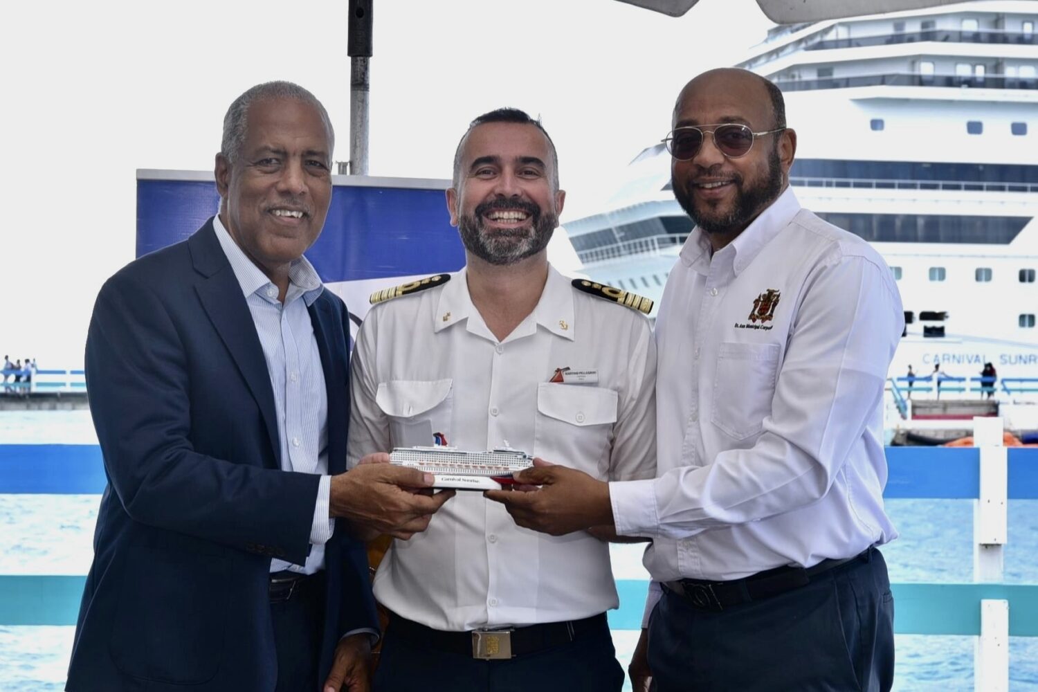 カーニバル、ハリケーン被災のジャマイカ寄港を再開