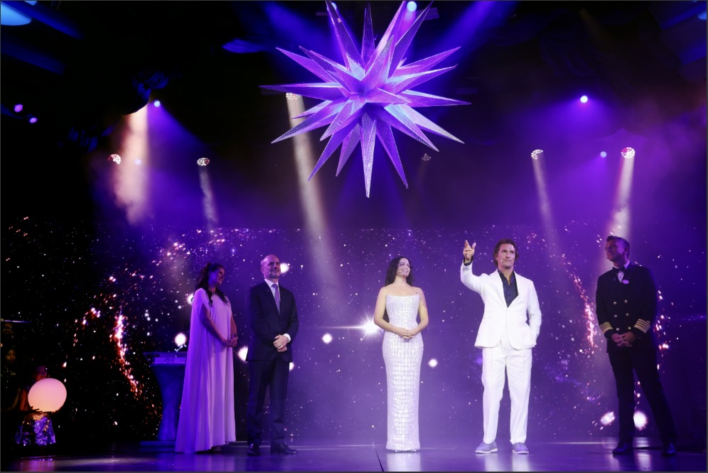 「スター・プリンセス」の命名式典、F・ローダーデールで開催