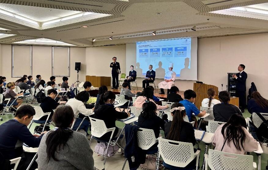 にっぽん丸に小学生約100人が訪船、名古屋市キャリア教育プログラム