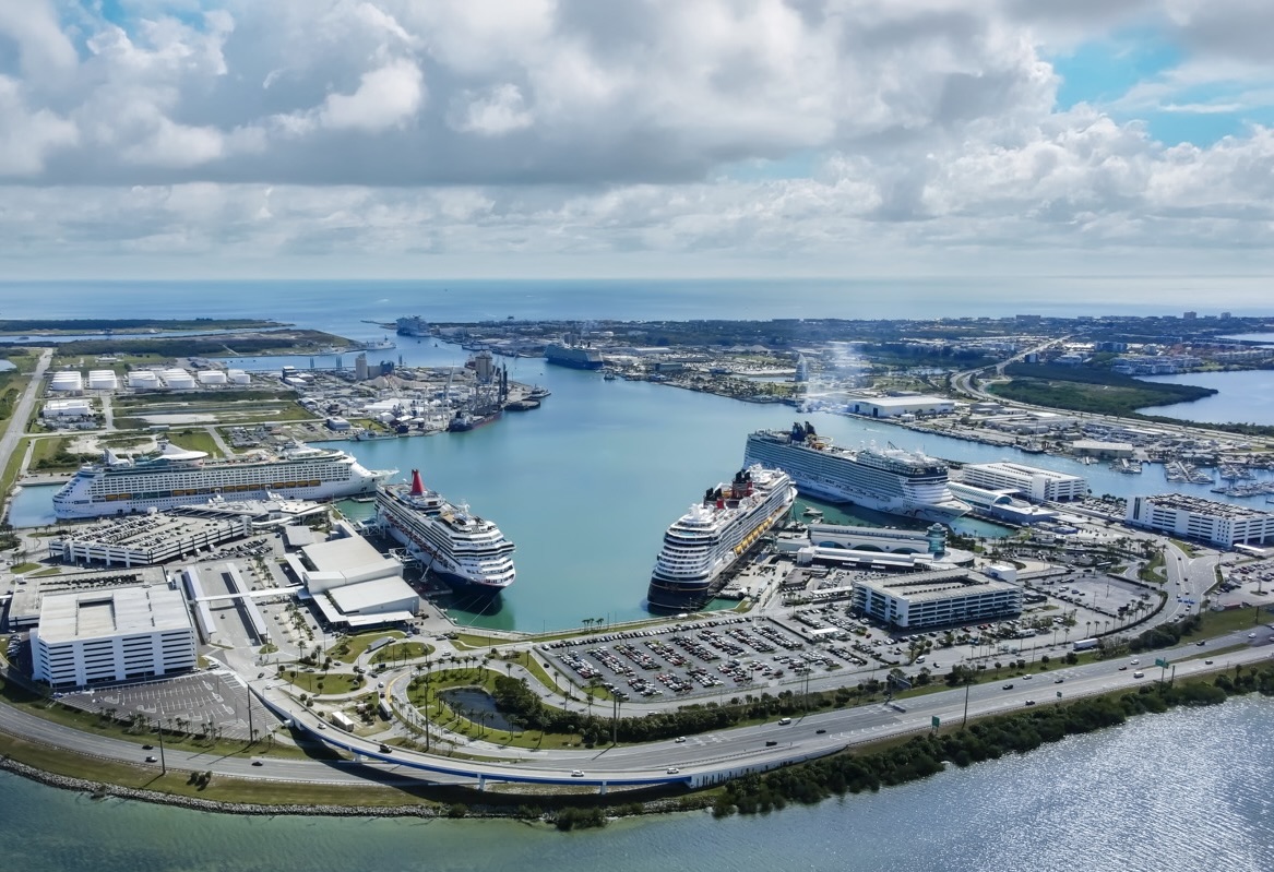 ポートカナベラル、860万人超でマイアミ港抜き世界第1位