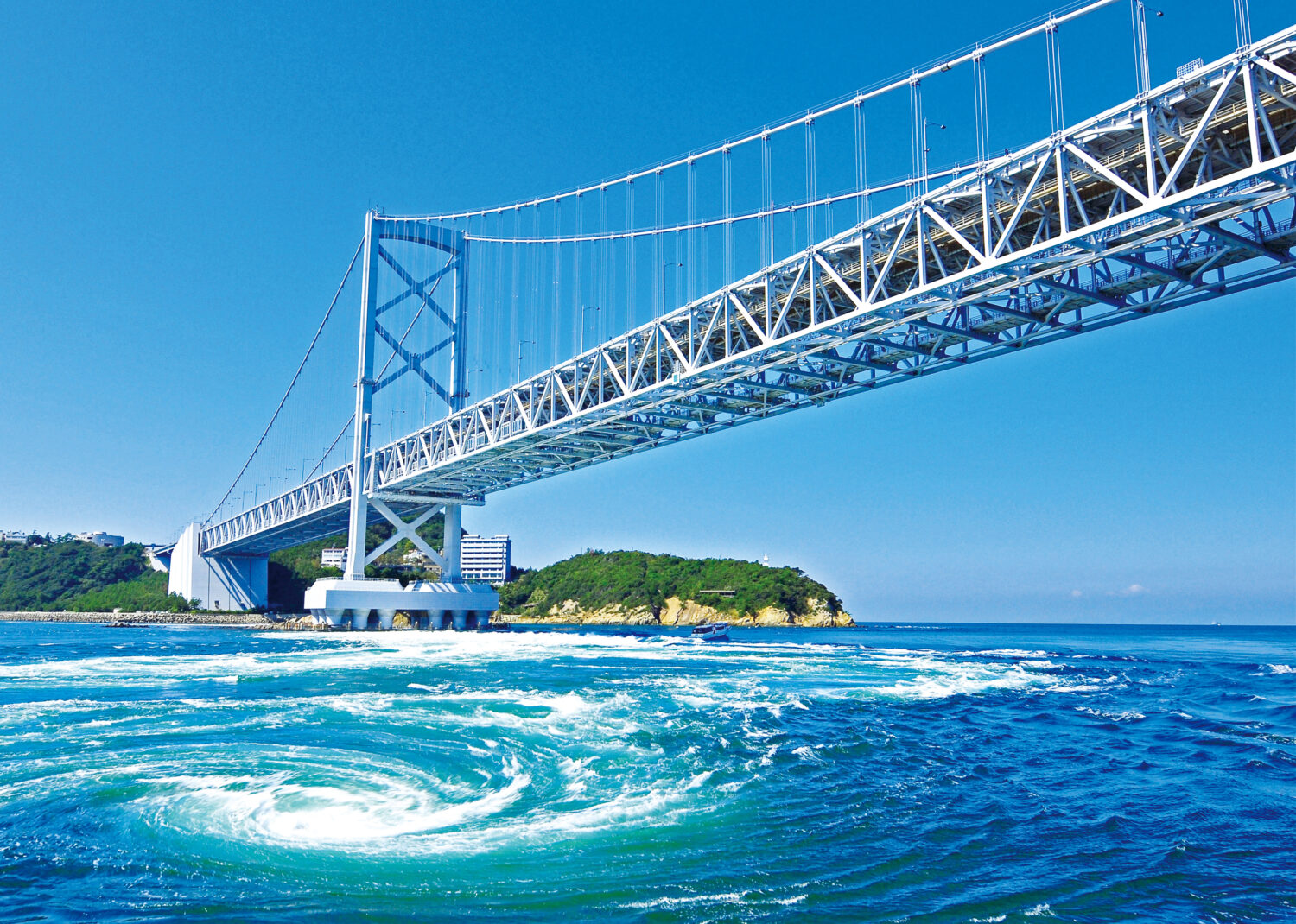 〈徳島小松島港〉阿波おどりの熱気と江戸レトロな街並み