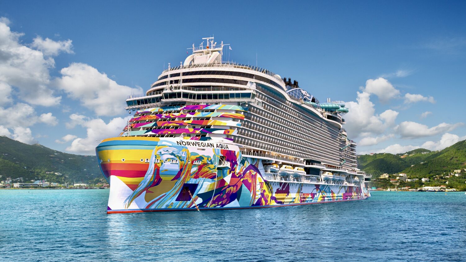 NCLH、3ブランド向けに新造船3隻発注