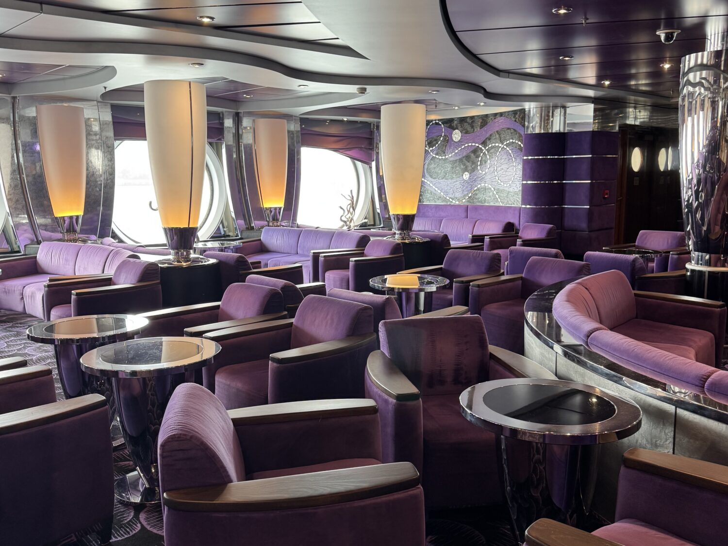 MSCクルーズ「MSCマニフィカ」東京港に初入港、記念セレモニー実施