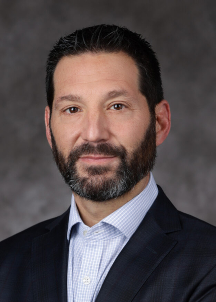 カーニバルの売上高が過去最高、自社株買い25億ドル