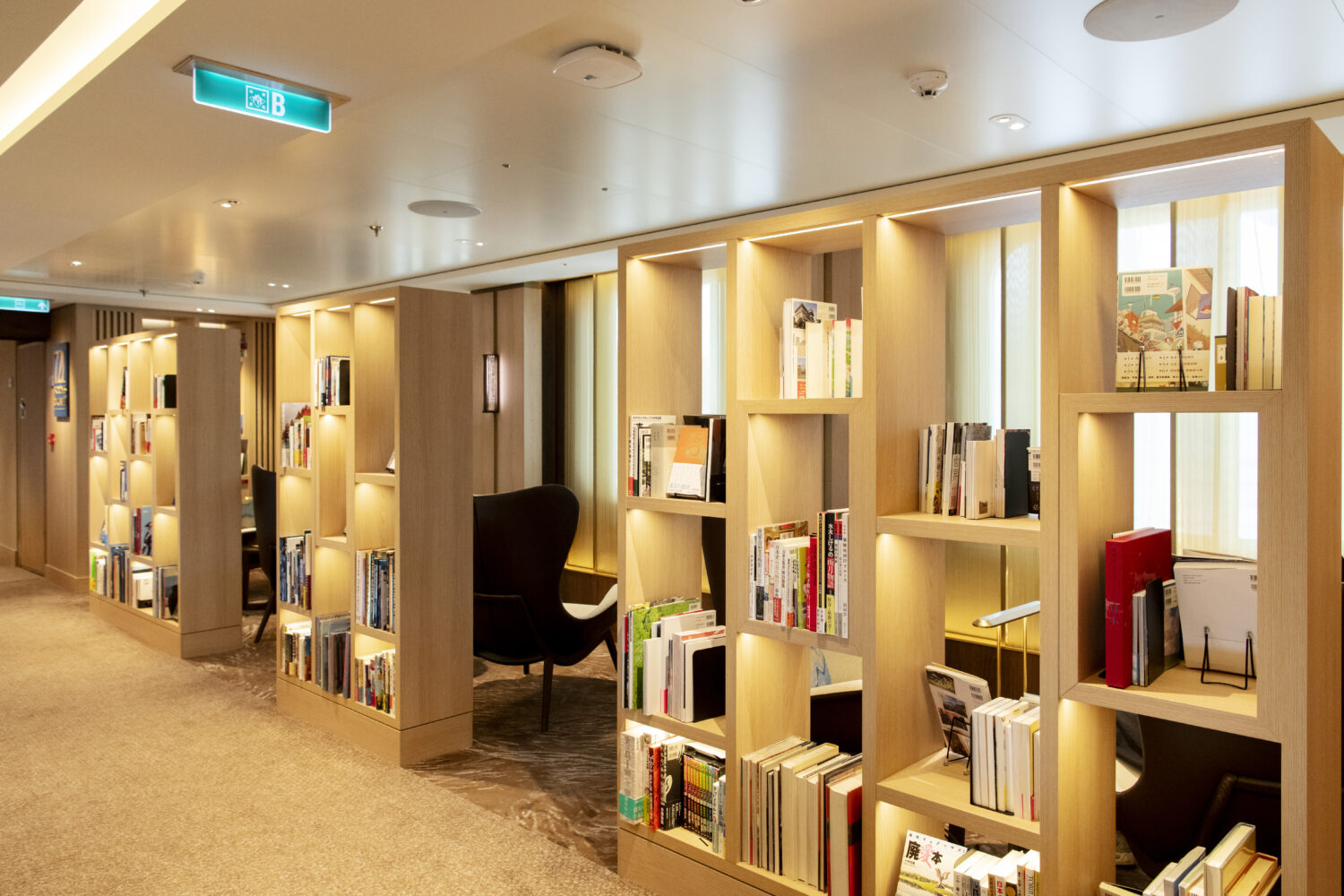 飛鳥Ⅲという、特別な時間の使い方 ─体も頭も、洋上で解き放たれる─