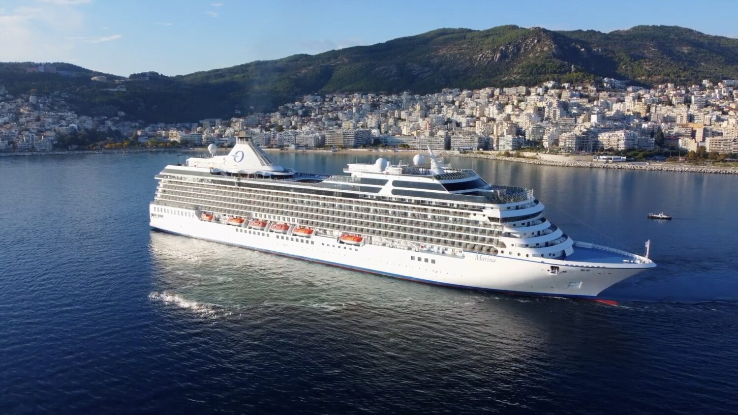 「オーシャニア・マリーナ」、船内を全面リニューアルへ